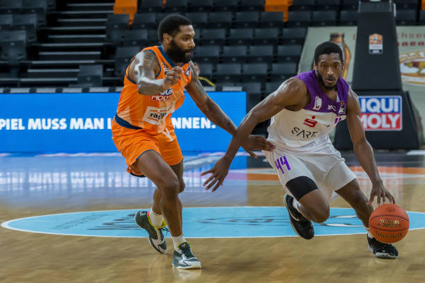 资金流向背 资金流向背