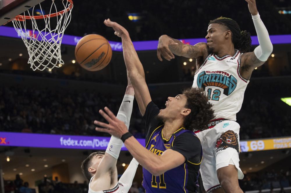 力上略逊一 力上略逊一